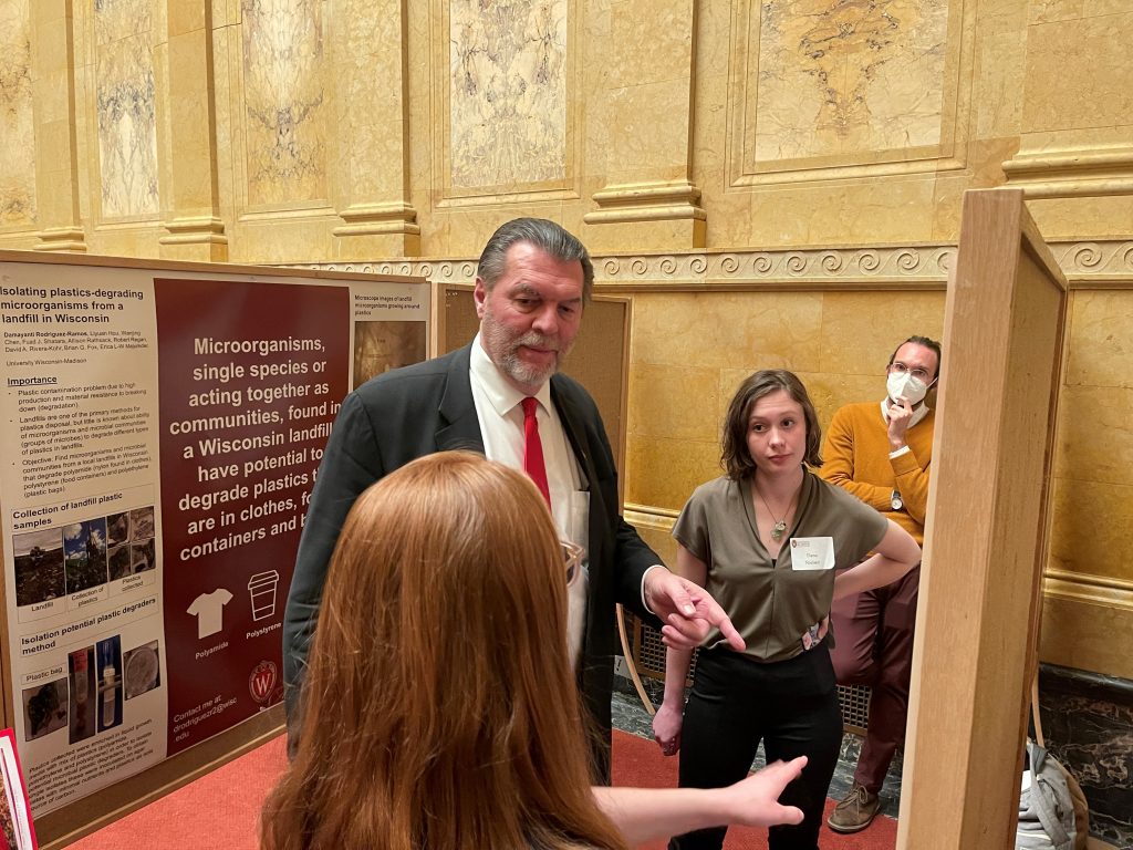 La Follette School students Dana Nielsen and Genevieve Caffrey share their analysis with State Rep. Wittke.