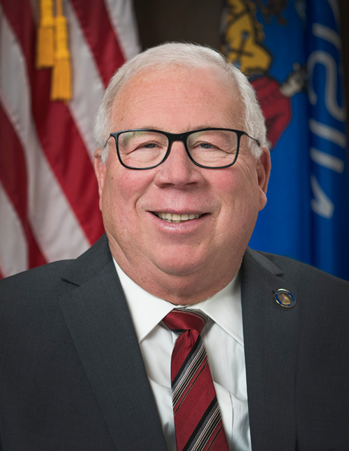 Photo of Luther Olsen.