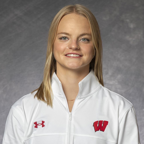 Portrait of Alivia Lindorfer
