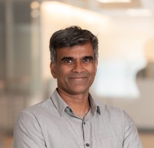 photo of Dr. Sendhil Mullainathan