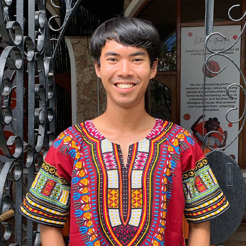 Portrait of Htet Hlawn.