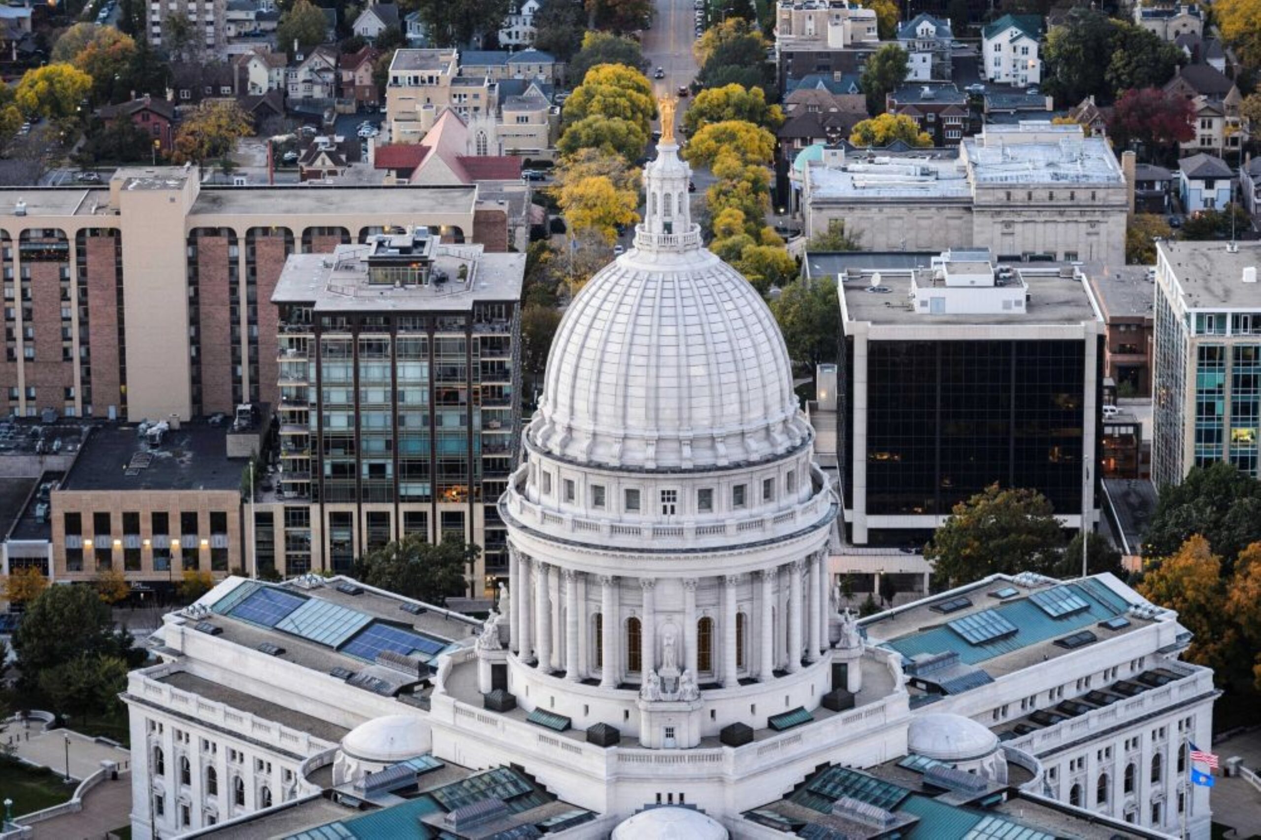 Capitol Eat & Greet features La Follette alumni with deep government experience